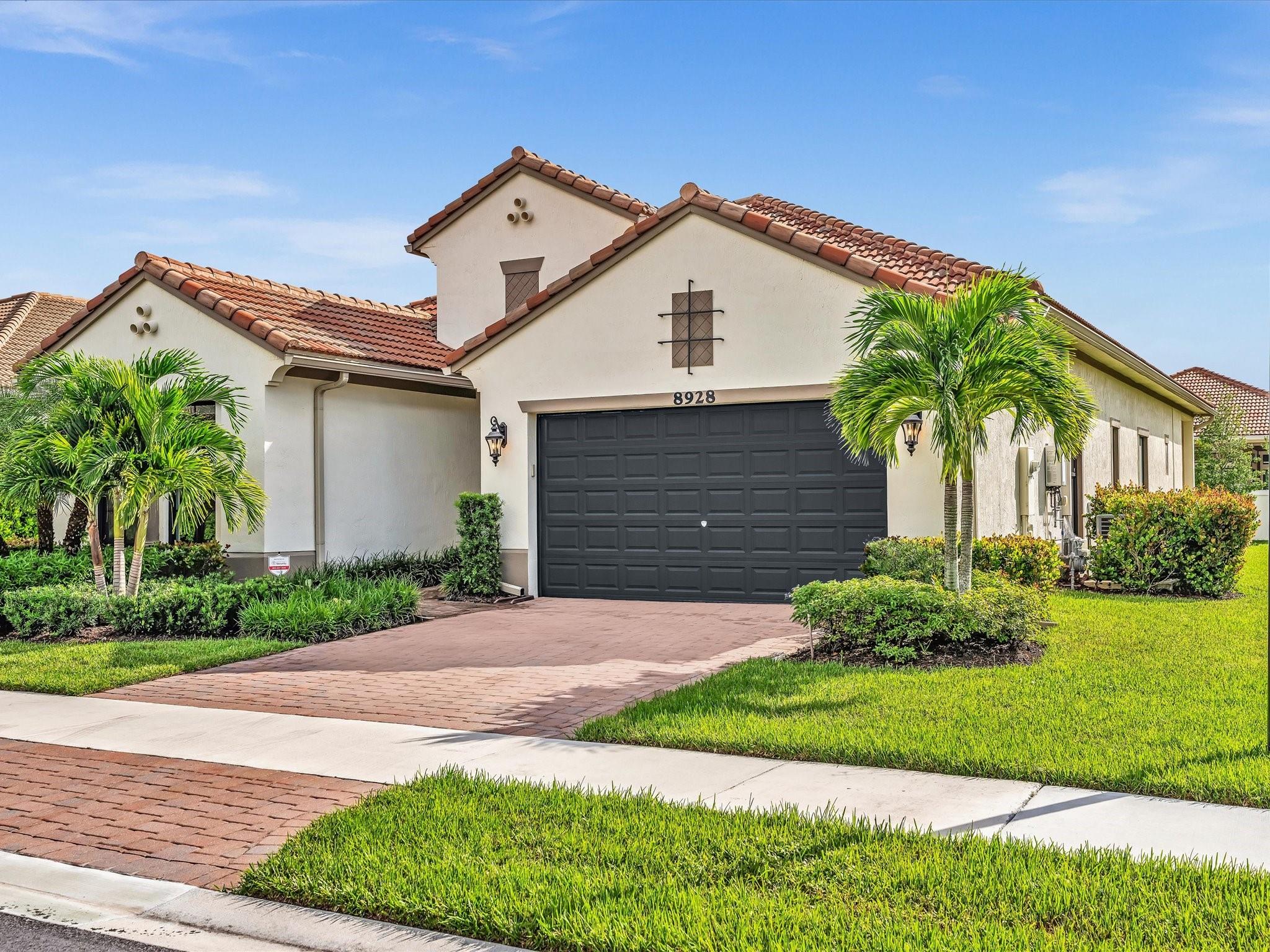 Parkland Royale - Residential