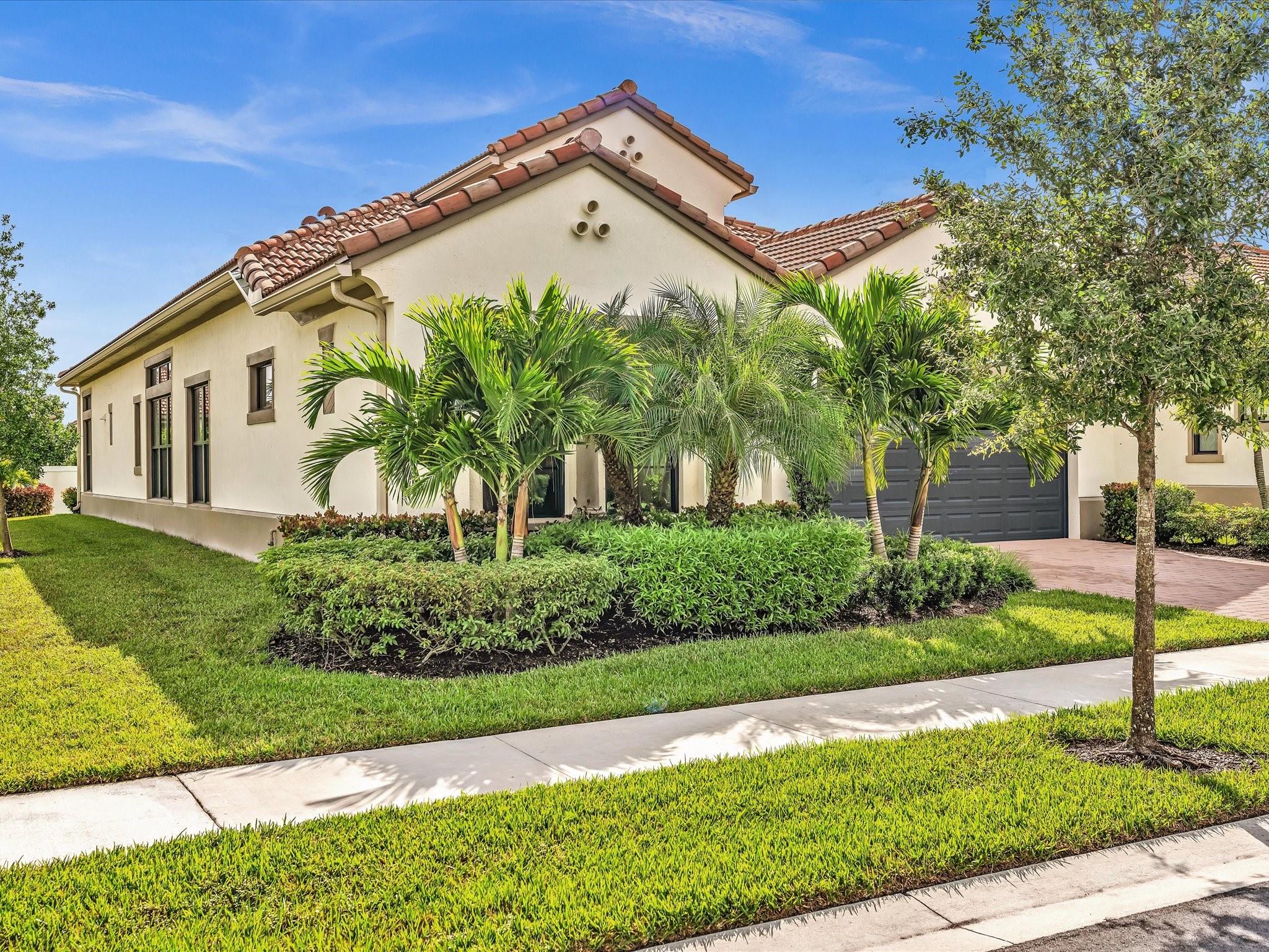 Parkland Royale - Residential