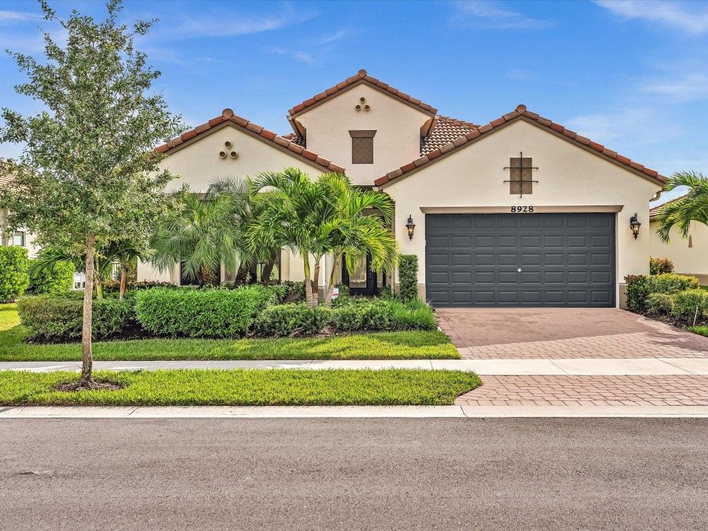 Photo of 8928 Bastille Circle, Parkland, FL 33076 (MLS # F10527169)