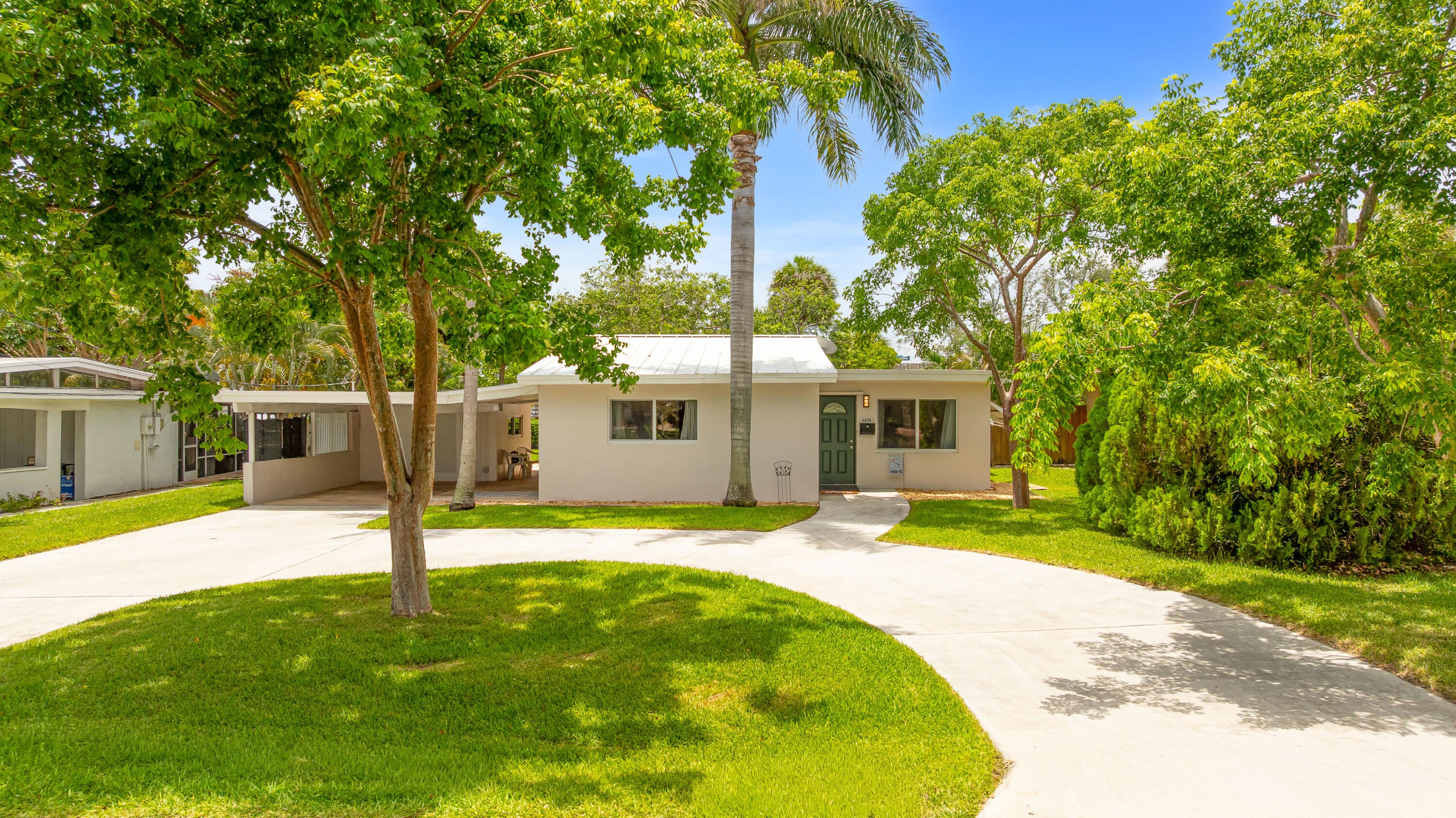 2870 NE 18TH Street, Pompano Beach FL 33062