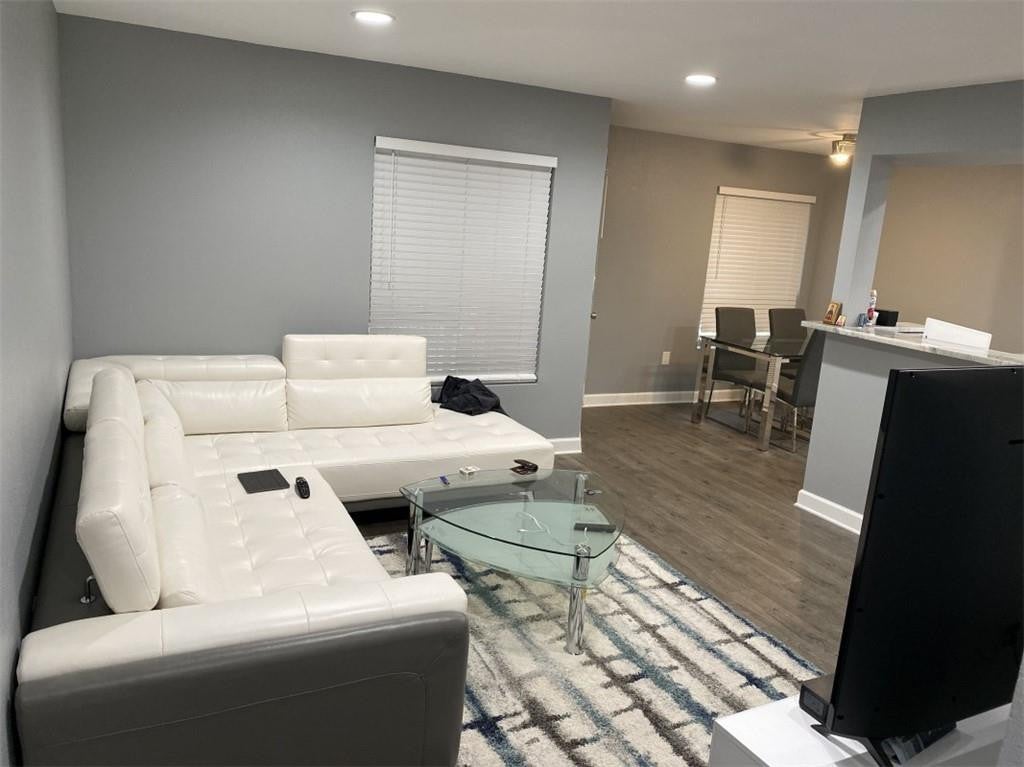 2321 NW 33rd Street 209