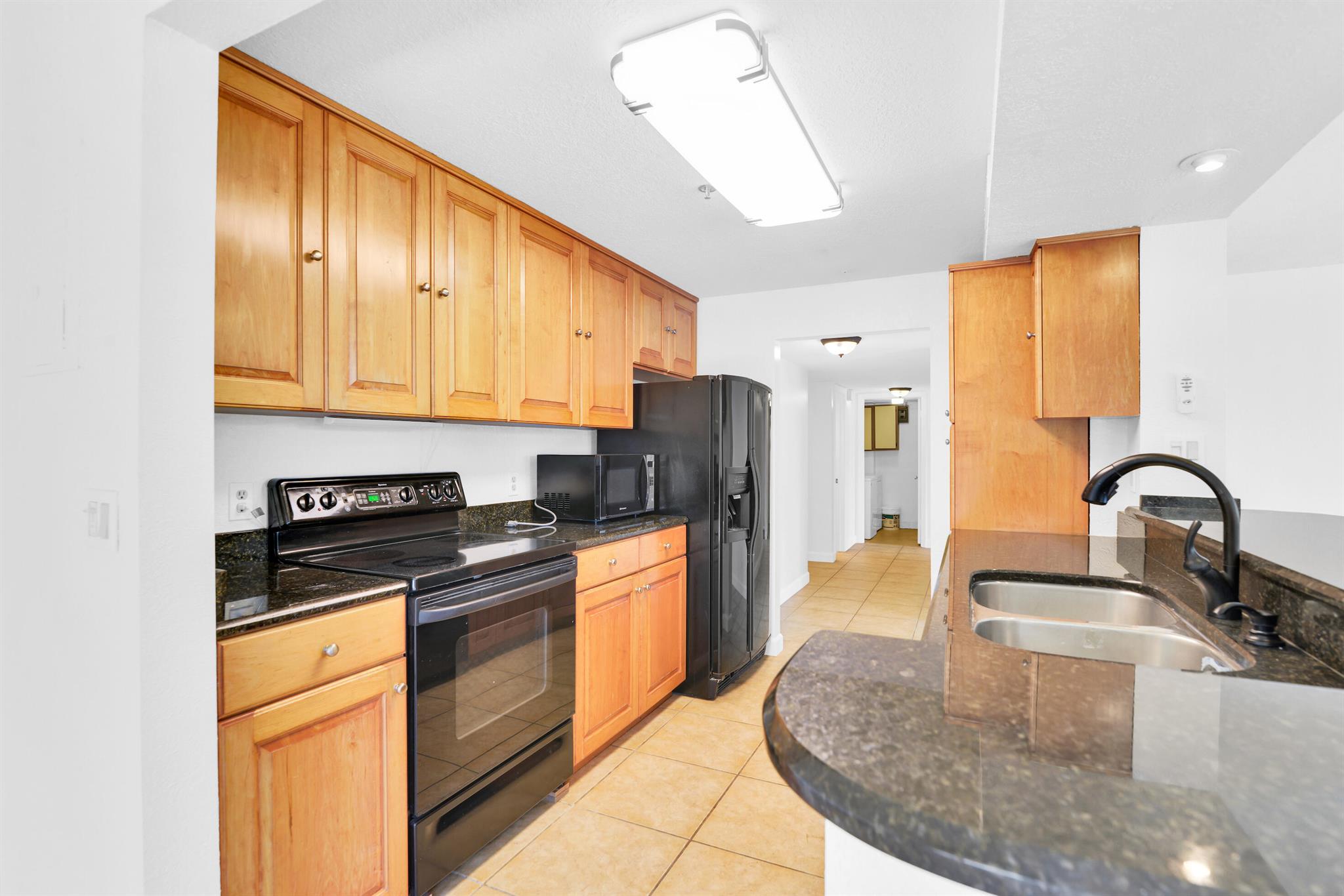 859 Jeffery Street 301