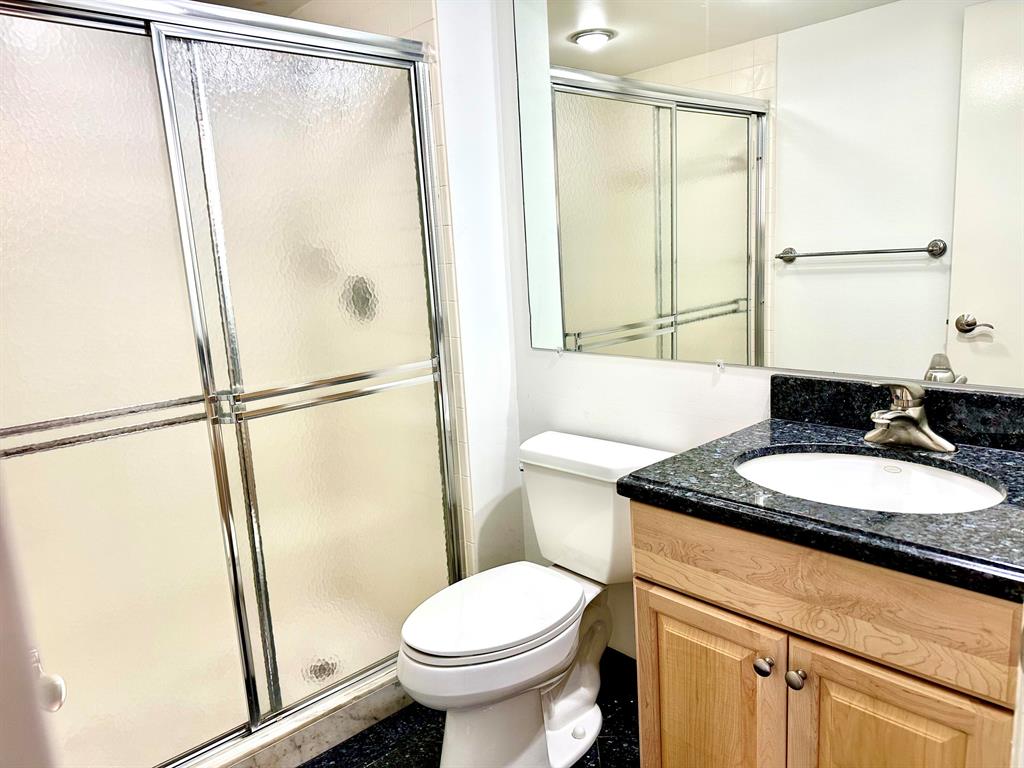 SHERWOOD LAKES - Residential