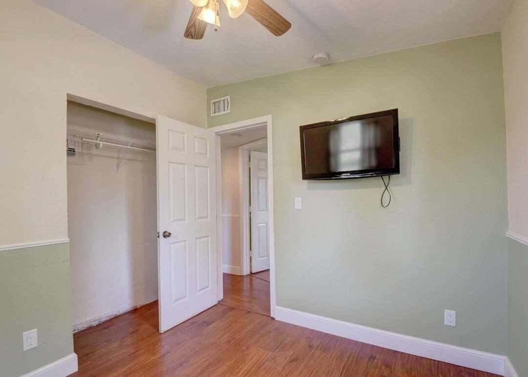 PALM BEACH COLONY SECS 1 AND 2 - Residential