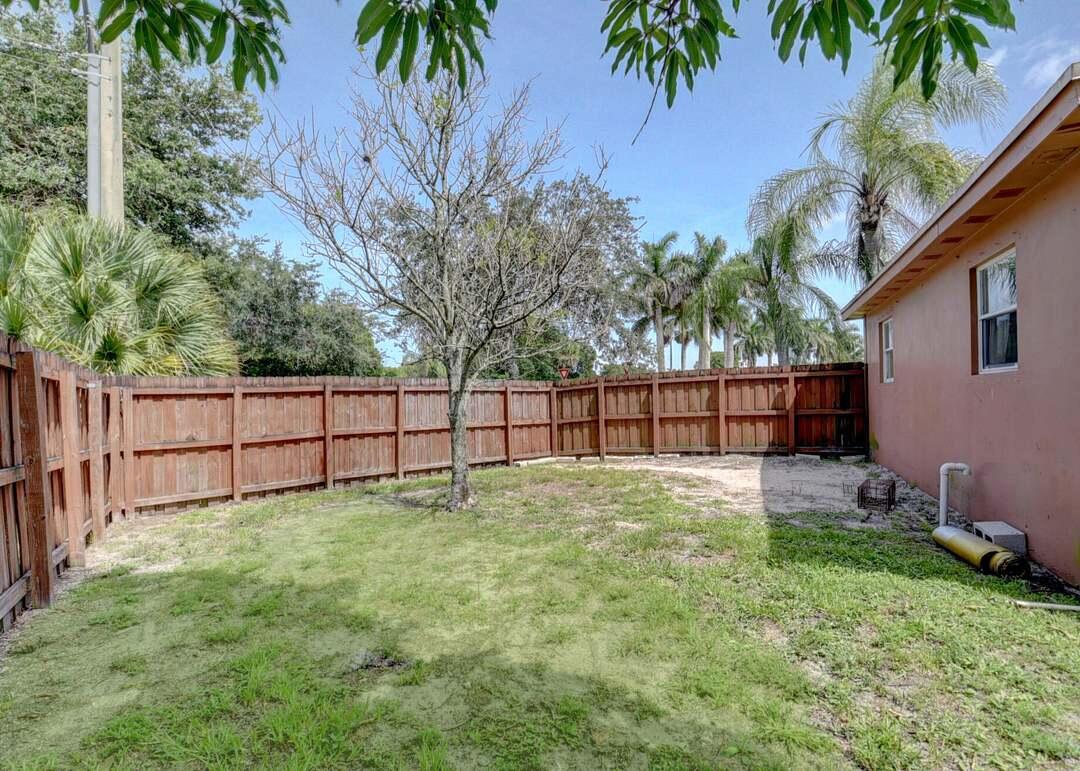 PALM BEACH COLONY SECS 1 AND 2 - Residential