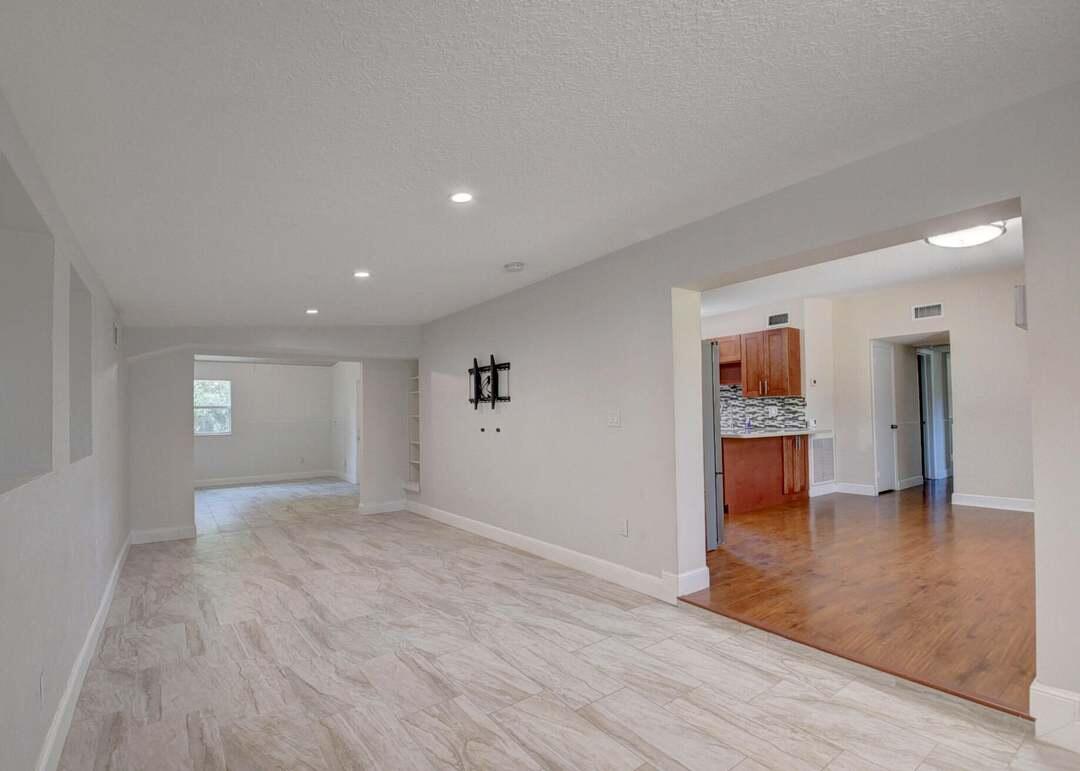 PALM BEACH COLONY SECS 1 AND 2 - Residential