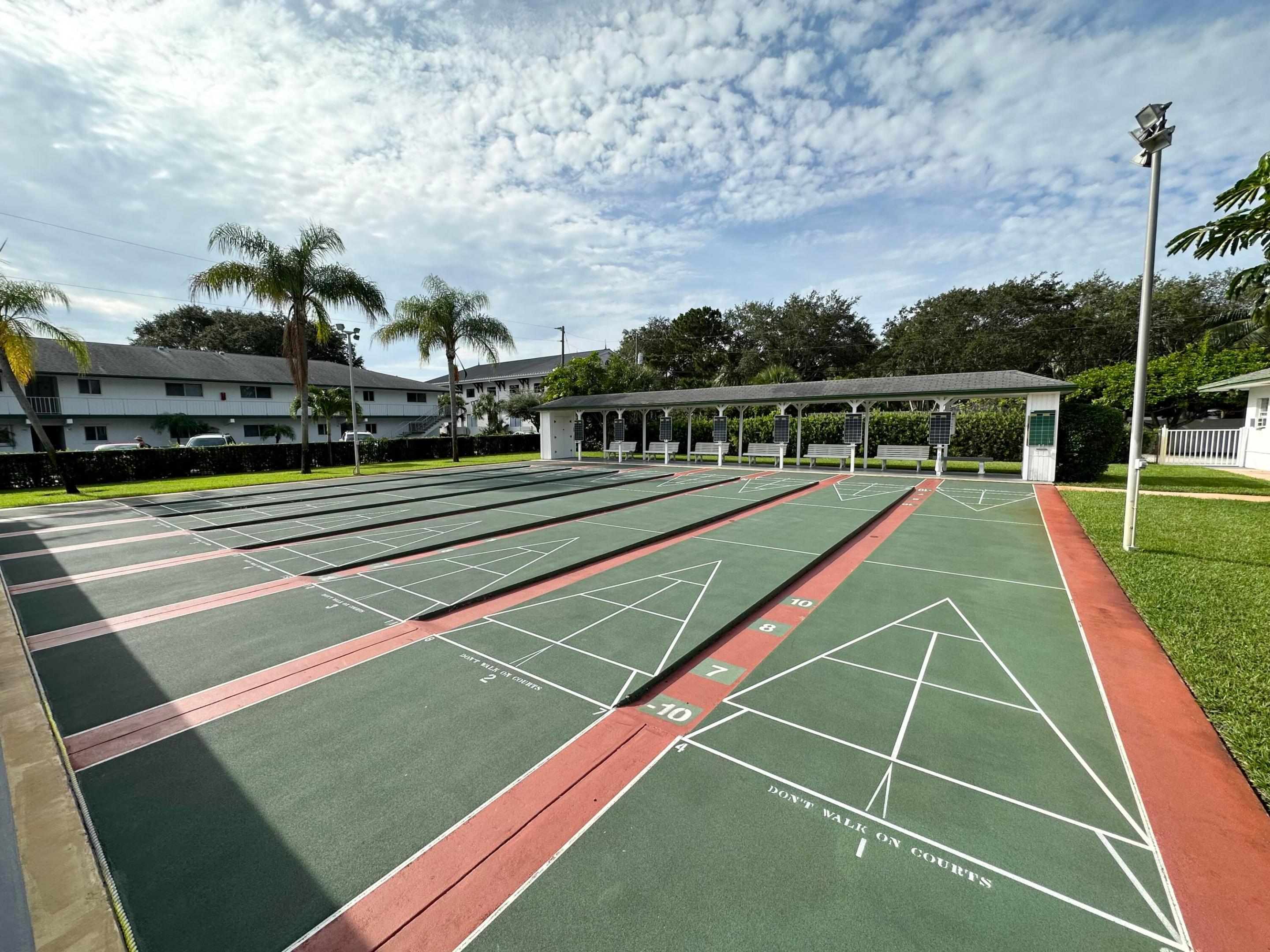 Tequesta Gardens - Residential