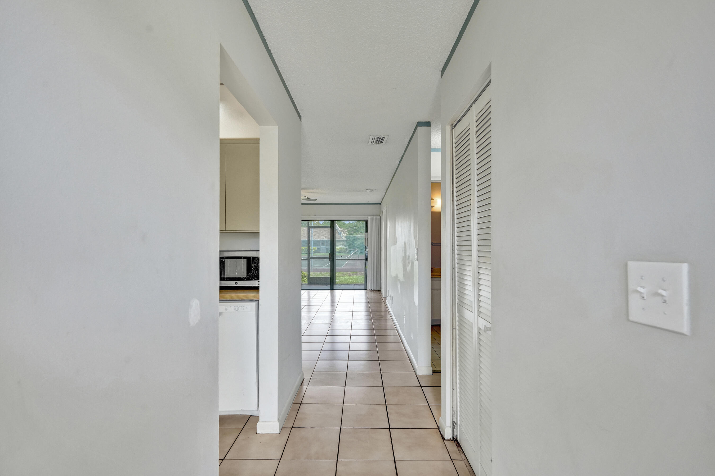 WOODLAKE ISLES - Residential