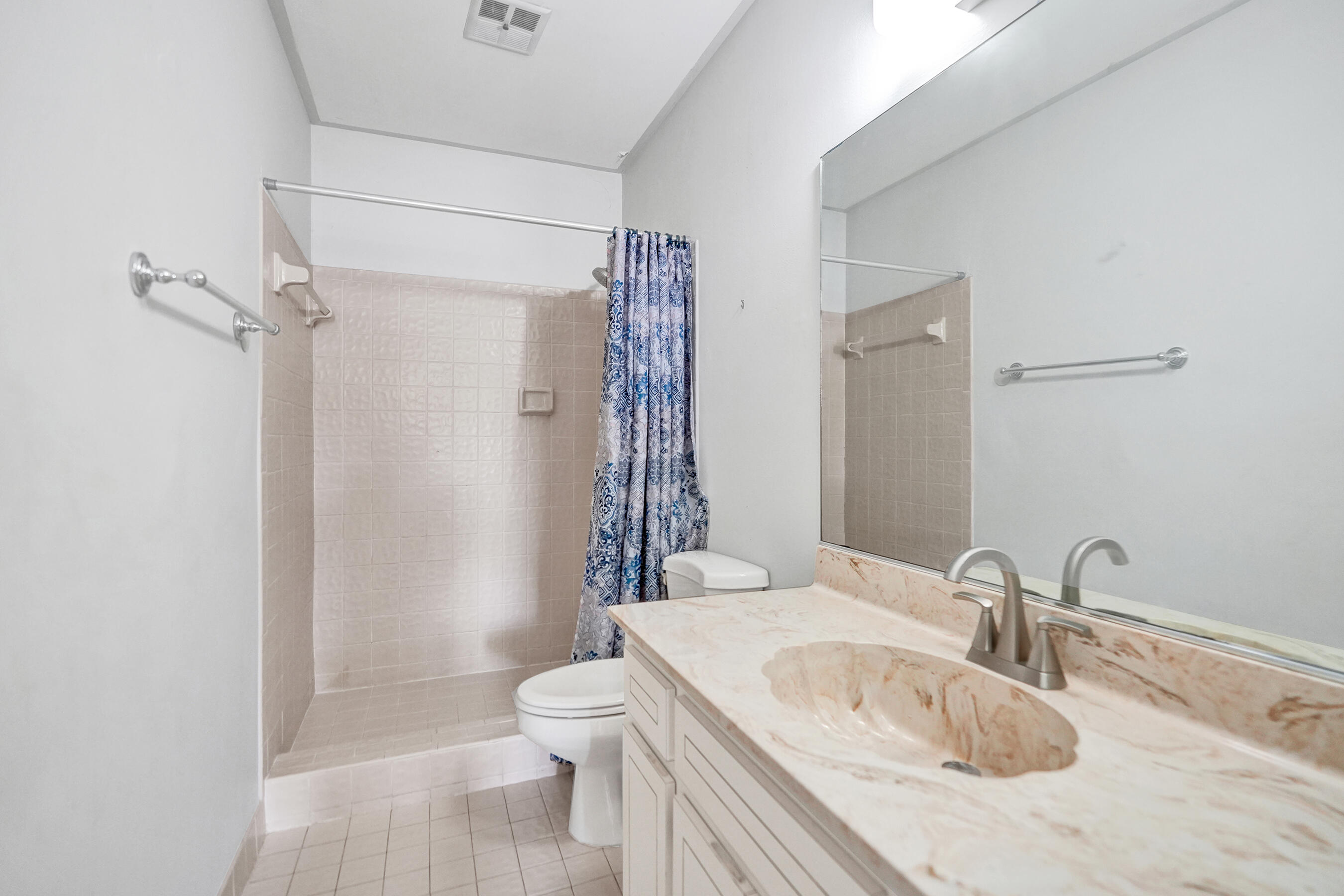 WOODLAKE ISLES - Residential