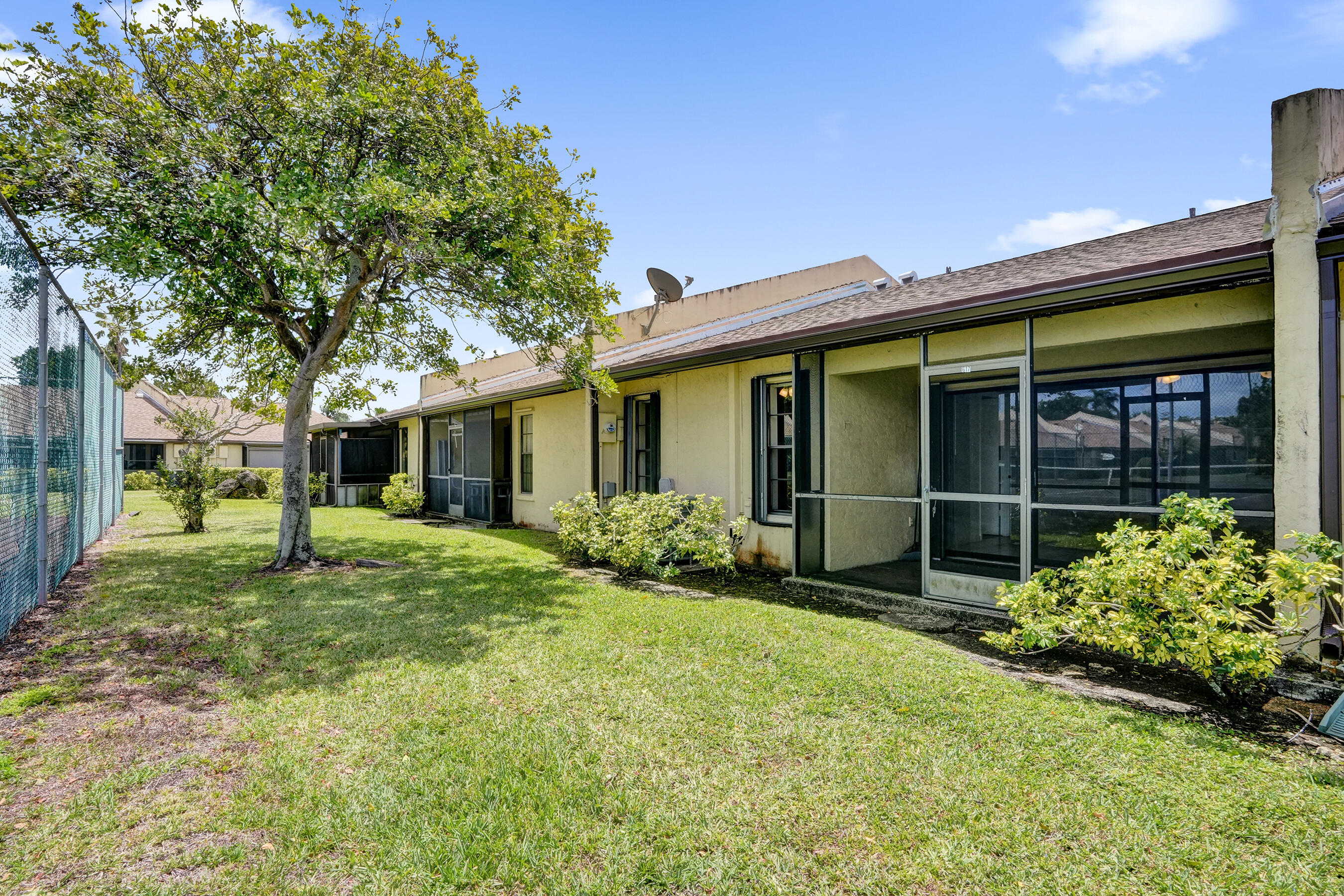 WOODLAKE ISLES - Residential