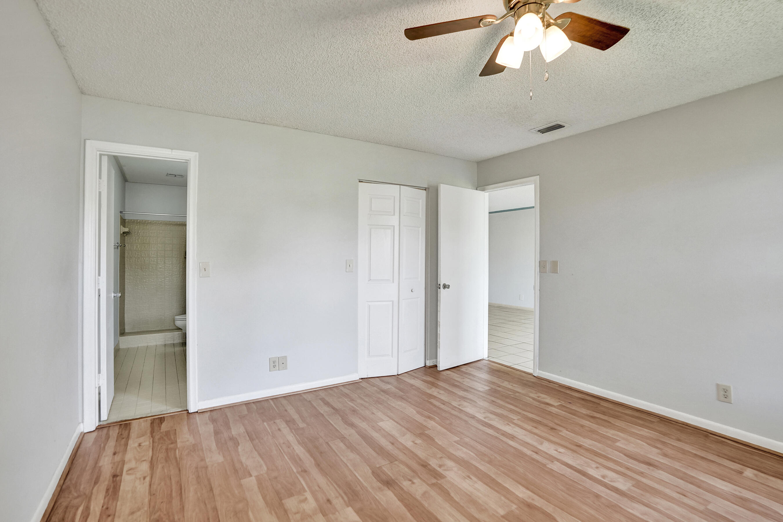 WOODLAKE ISLES - Residential