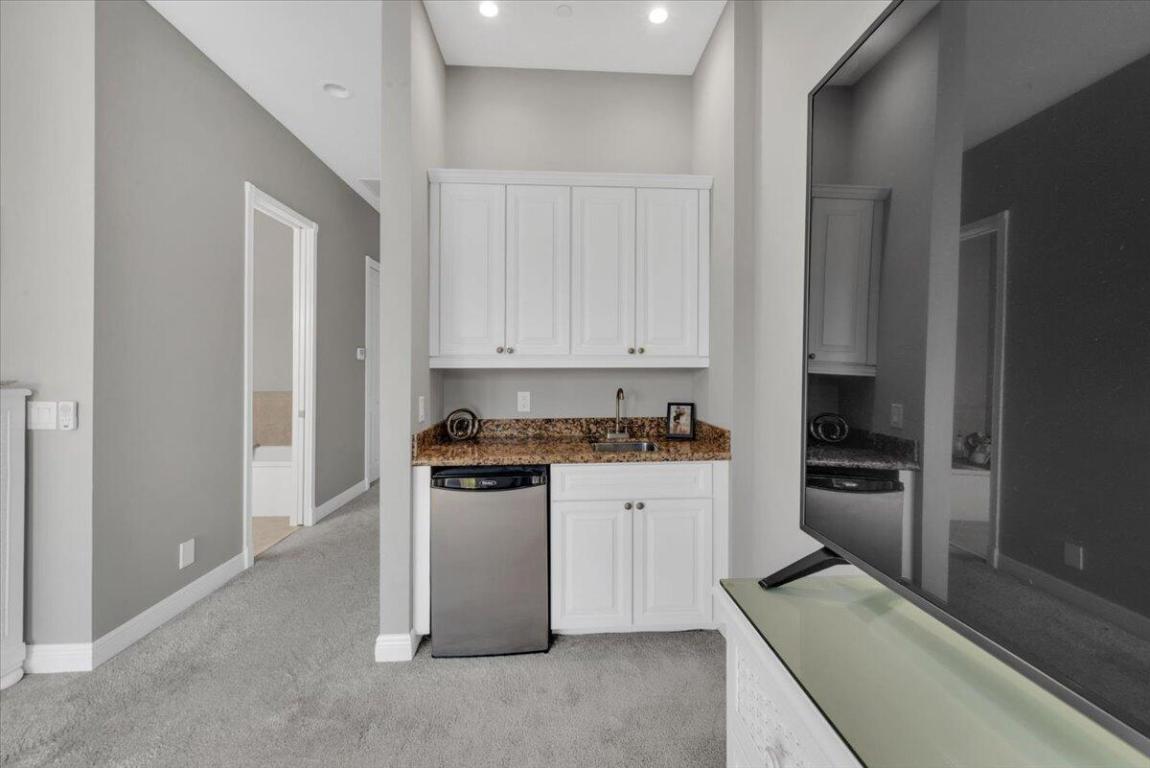 CASA DEL SOL OF TEQUESTA - Residential