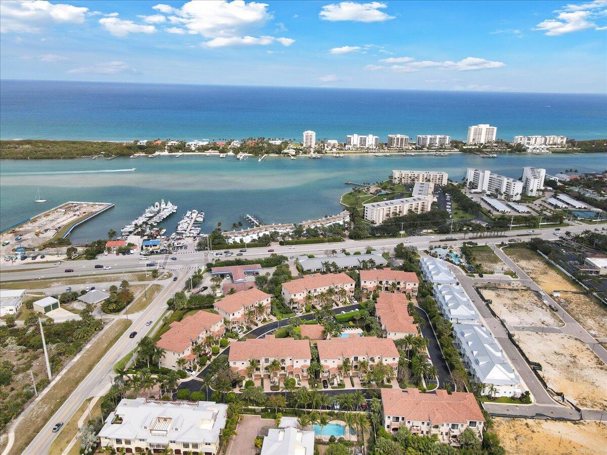 CASA DEL SOL OF TEQUESTA - Residential