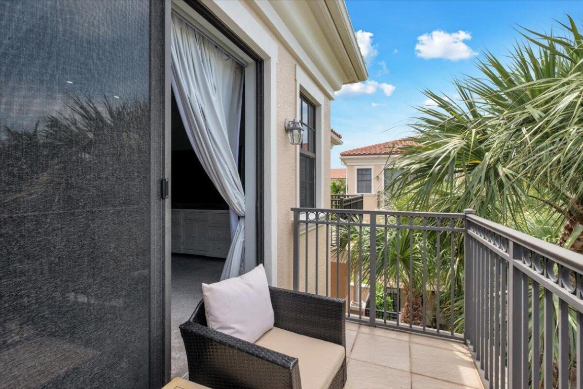 CASA DEL SOL OF TEQUESTA - Residential