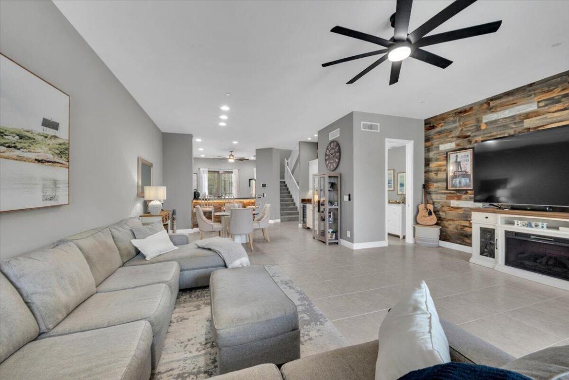 CASA DEL SOL OF TEQUESTA - Residential