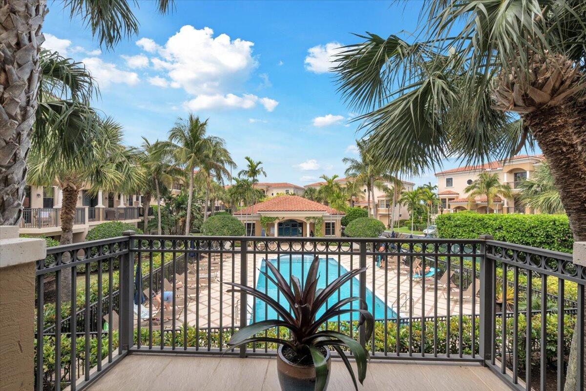CASA DEL SOL OF TEQUESTA - Residential
