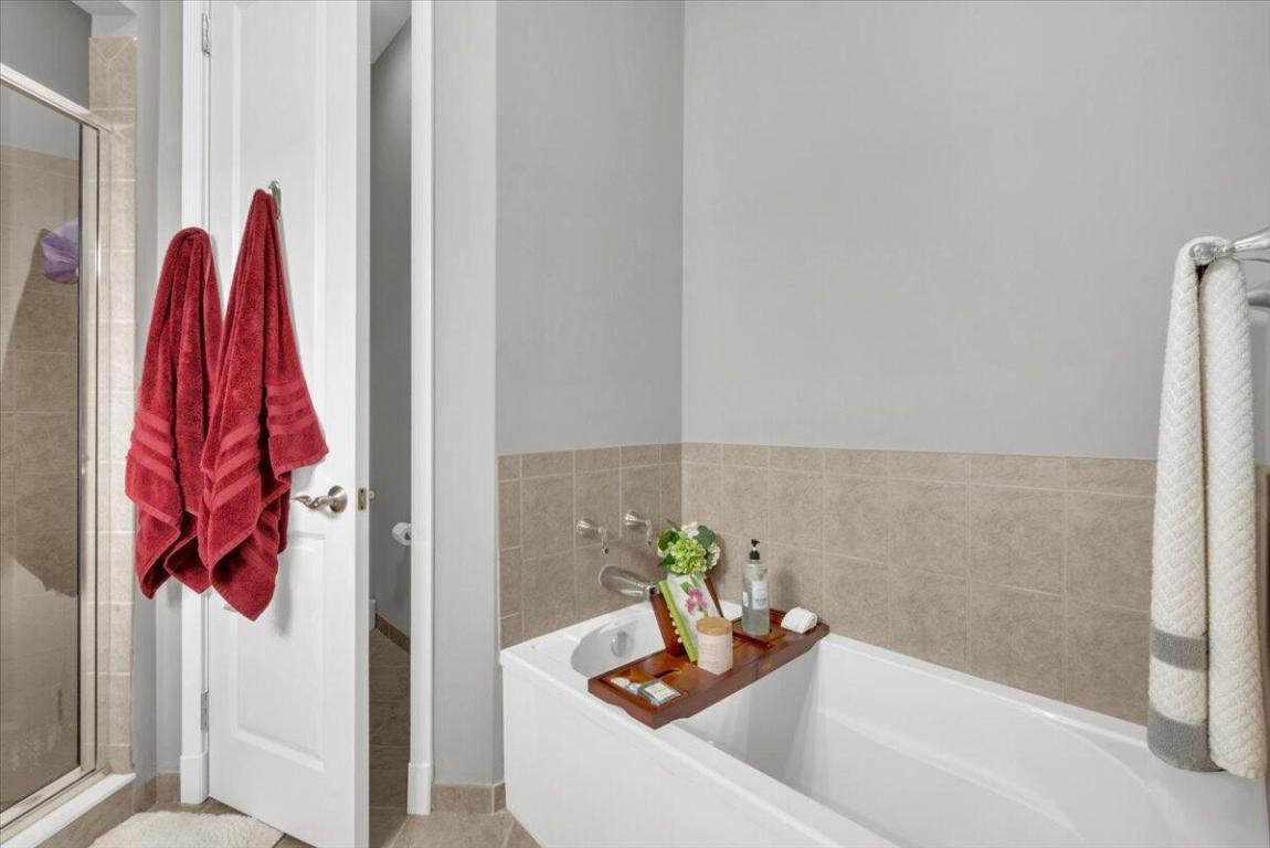 CASA DEL SOL OF TEQUESTA - Residential