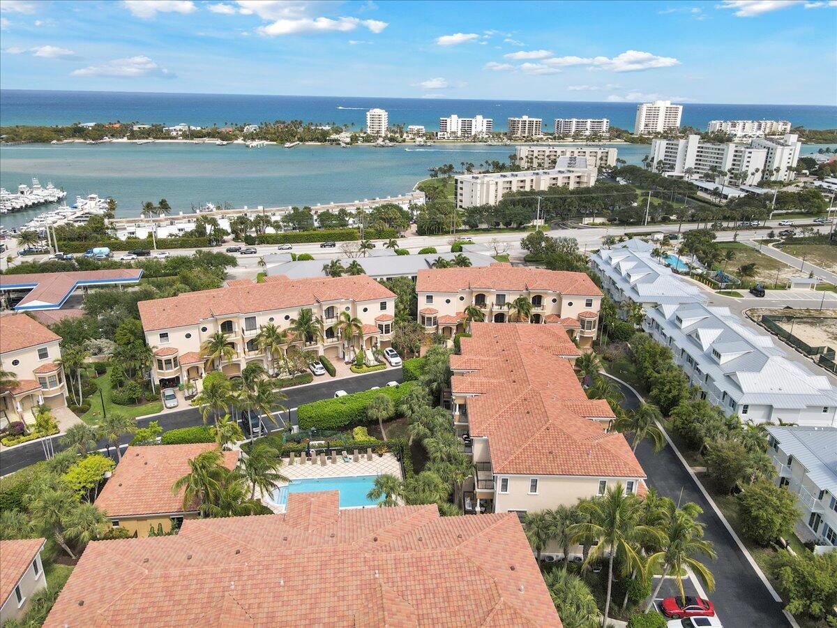 CASA DEL SOL OF TEQUESTA - Residential