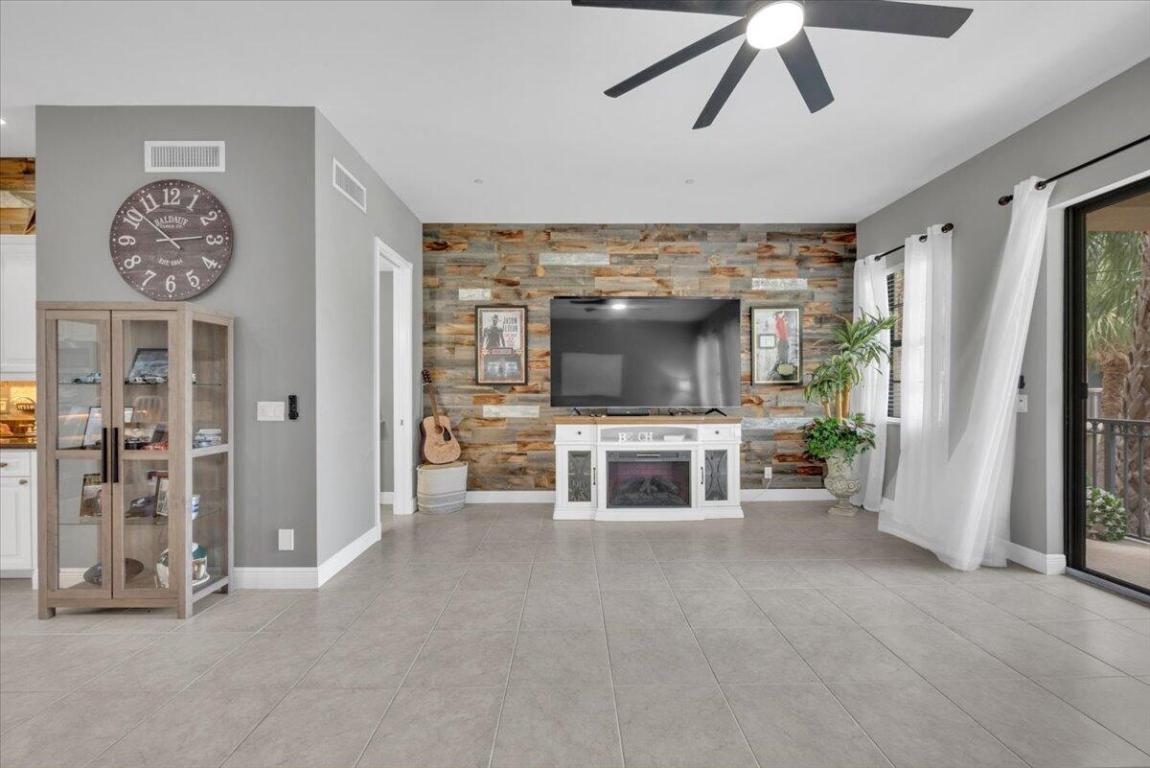 CASA DEL SOL OF TEQUESTA - Residential