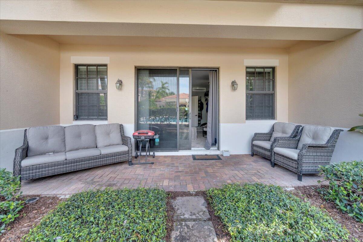 CASA DEL SOL OF TEQUESTA - Residential