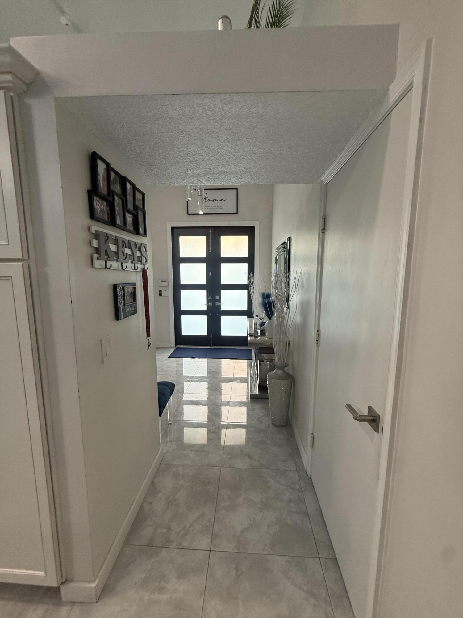 WOODSIDE ESTATES - Residential