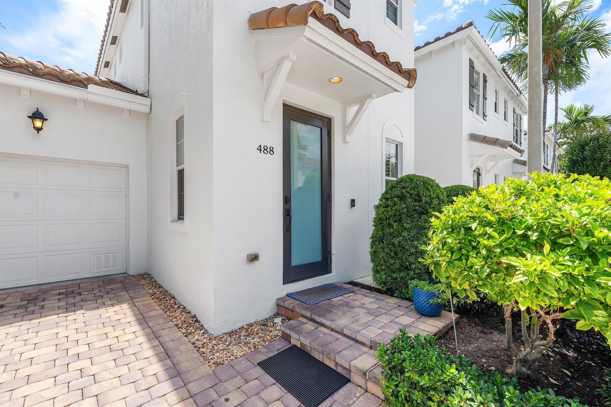 488 Graham Place