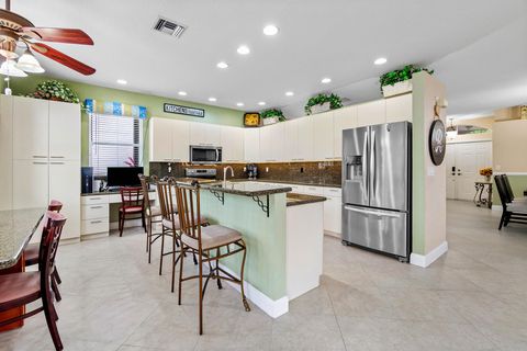 Single Family Residence in Lake Worth FL 7606 Oak Grove Circle Cir 9.jpg
