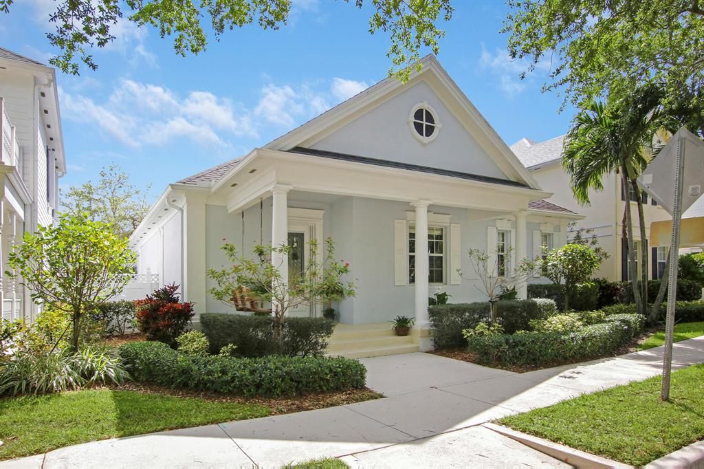 Photo of 119 Newhaven Boulevard Boulevard, Jupiter, FL 33458 (MLS # R10699108)