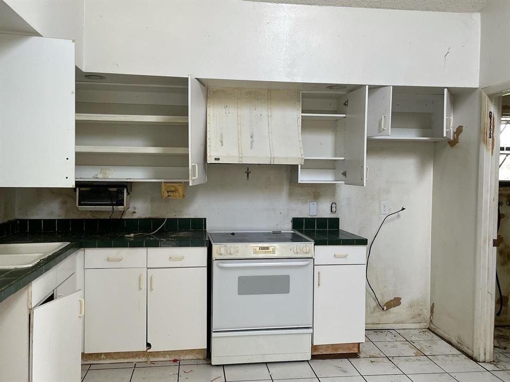 Photo of 1513 SE Cownie Street, Port Saint Lucie, FL 34983 (MLS # R10735067)