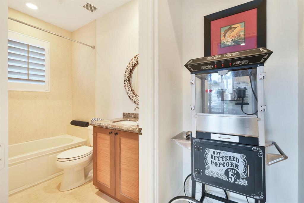 Country Club Point - Residential