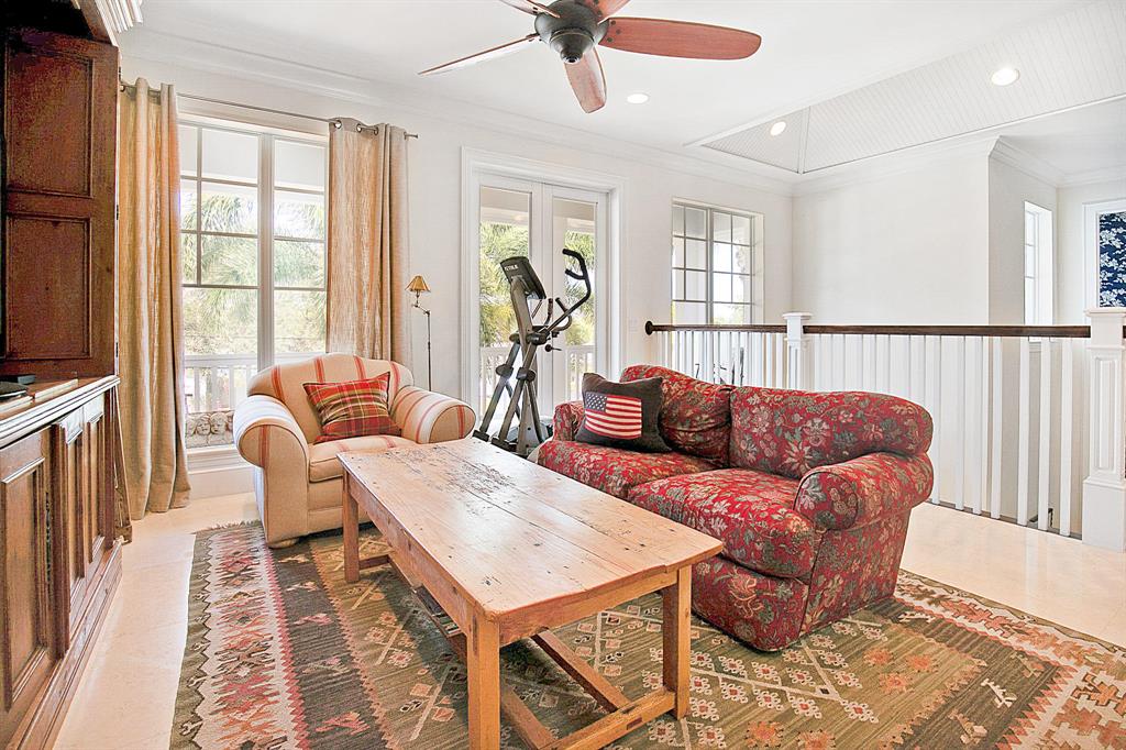 Country Club Point - Residential