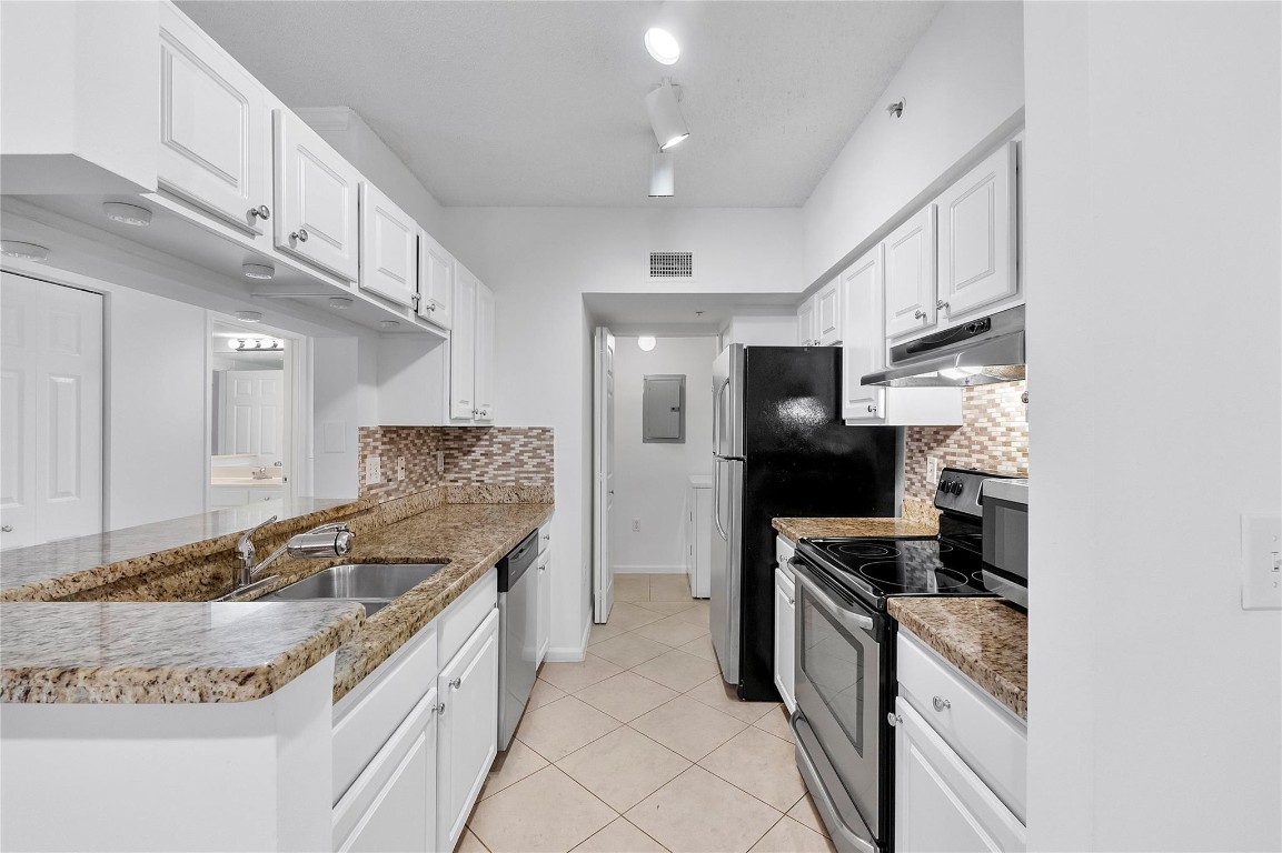 Palms Point - Residential