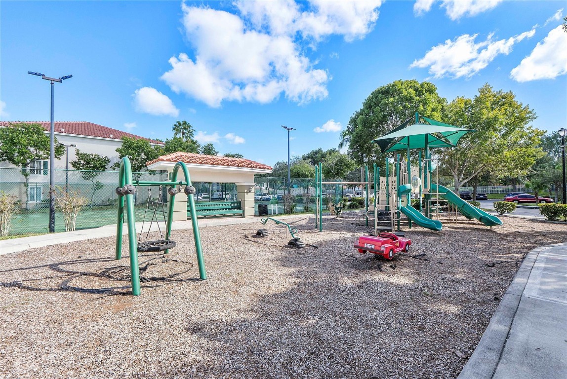 Palms Point - Residential