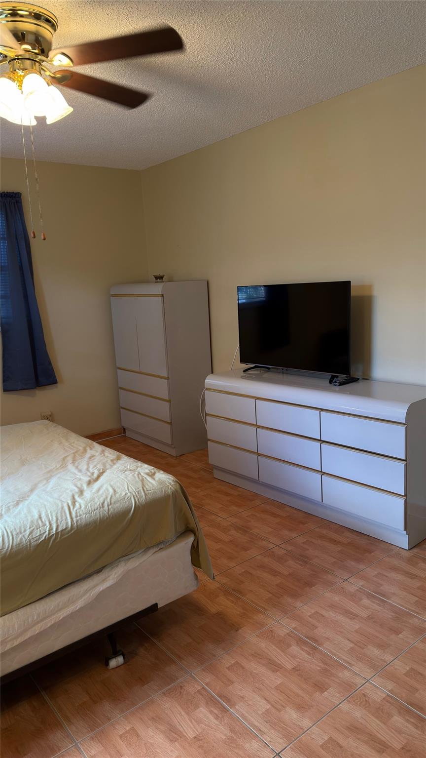 SAPPHIRE CONDO - Residential