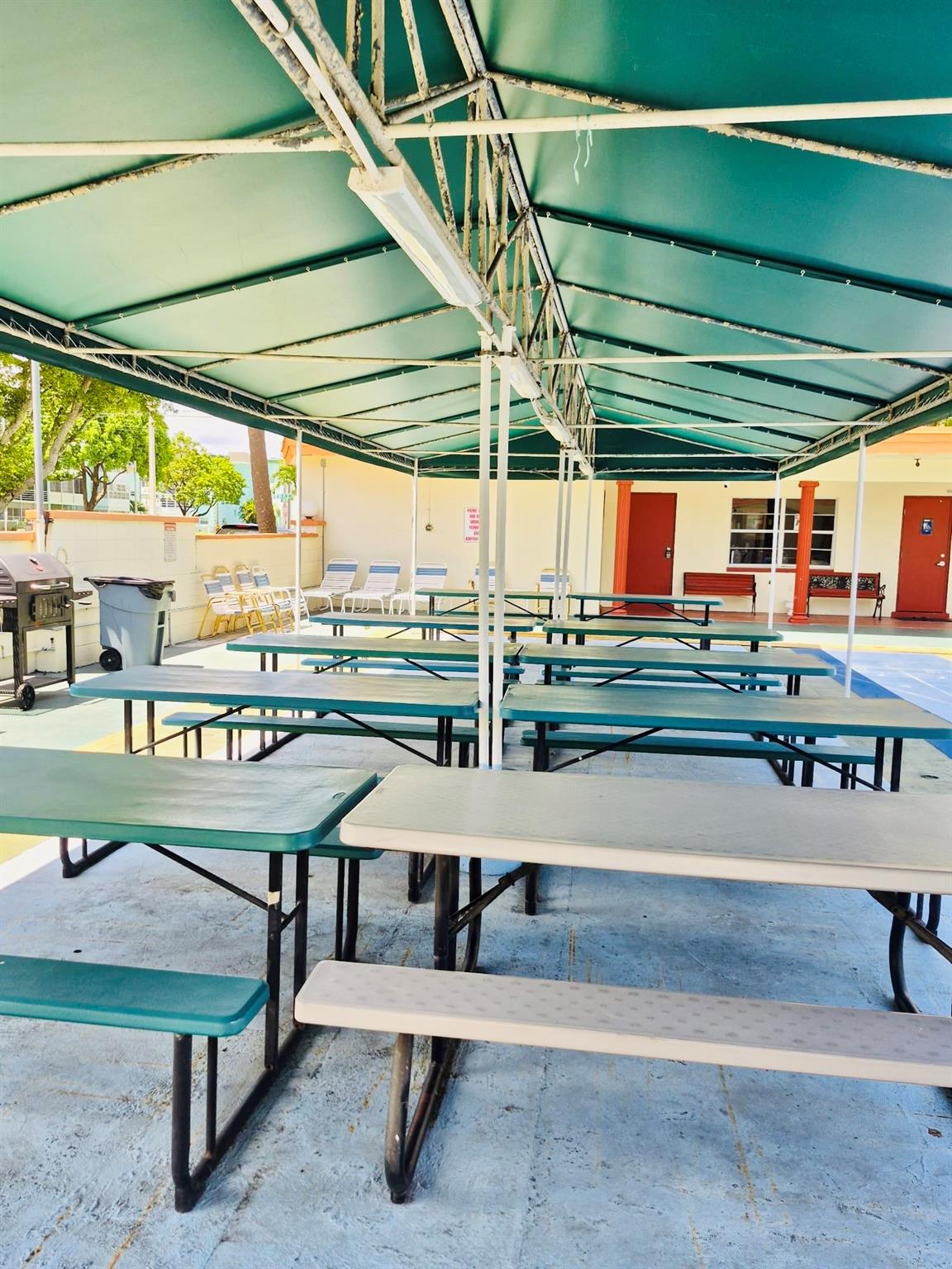 SAPPHIRE CONDO - Residential