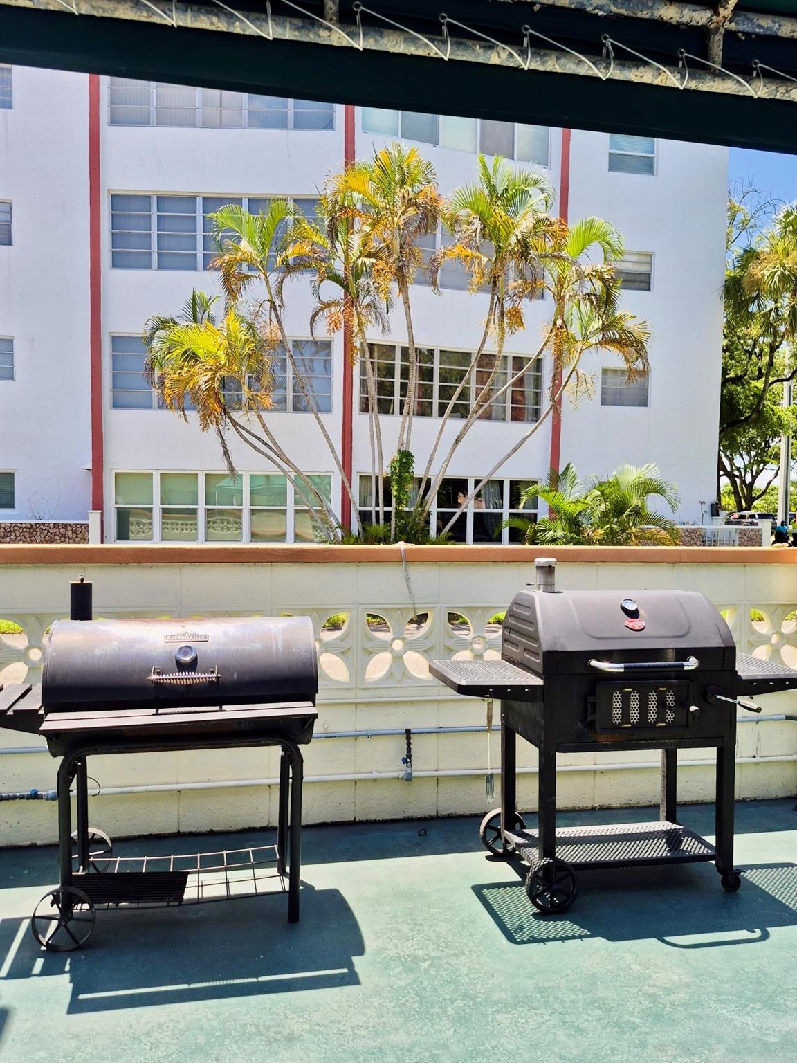 SAPPHIRE CONDO - Residential