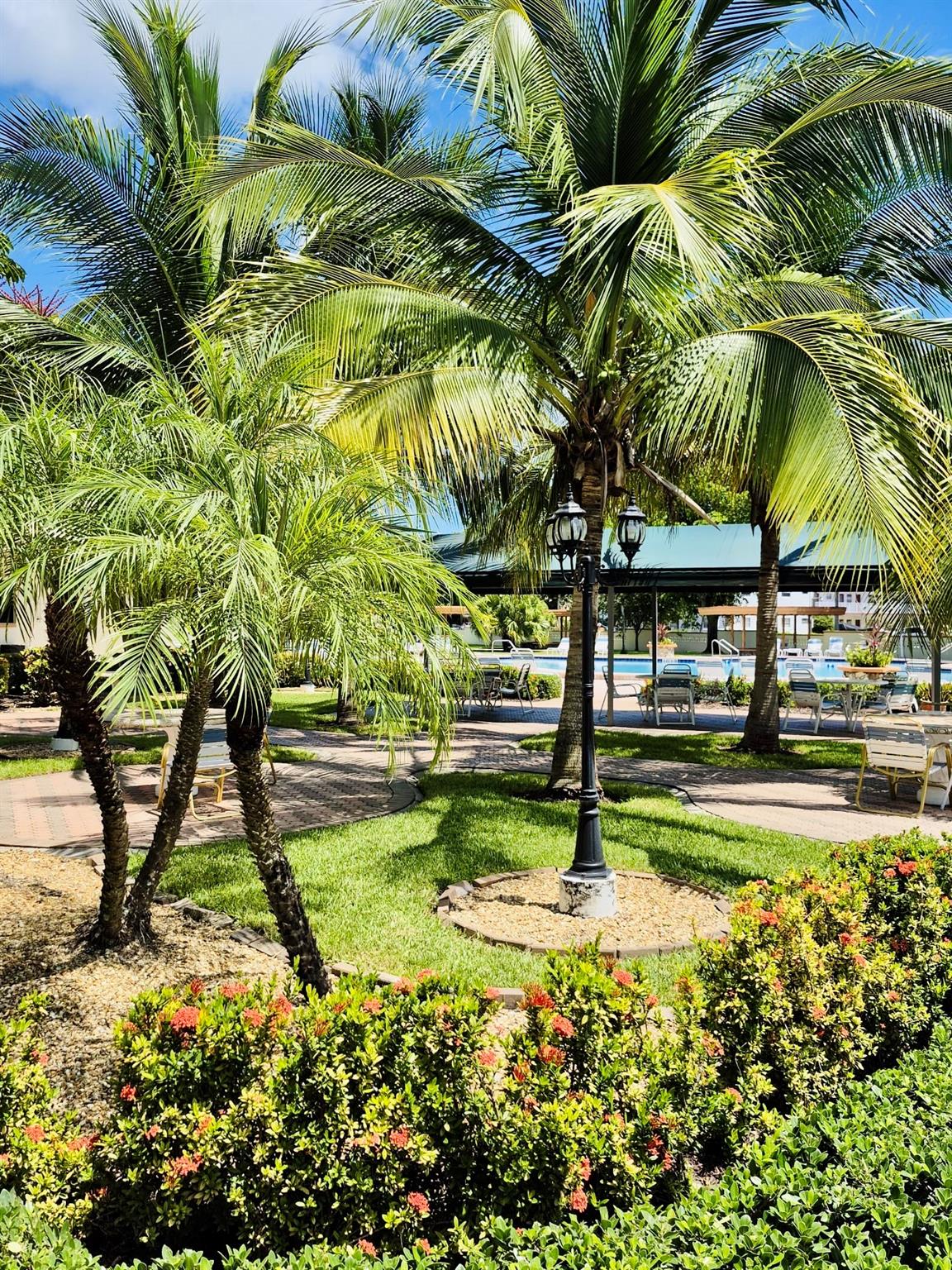 SAPPHIRE CONDO - Residential