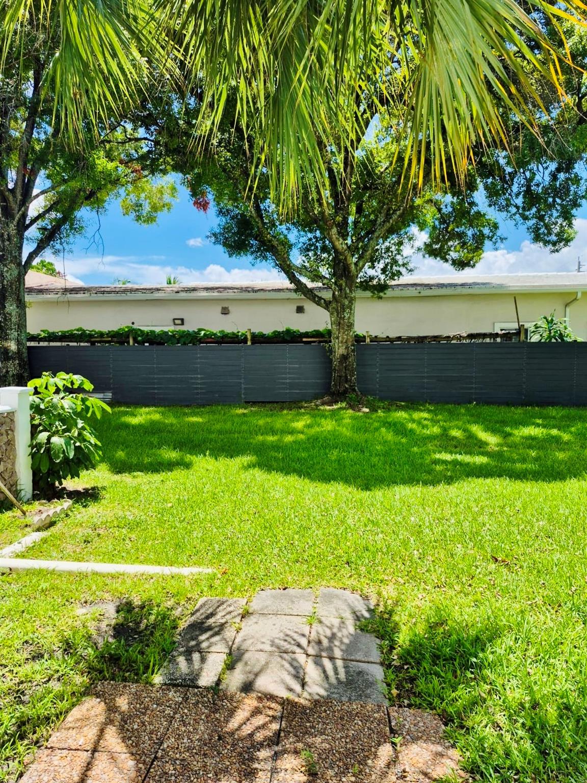 SAPPHIRE CONDO - Residential