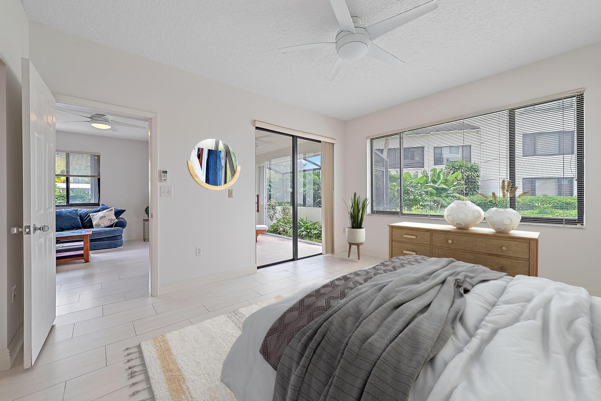 OAK HARBOUR CONDOS - Residential Lease