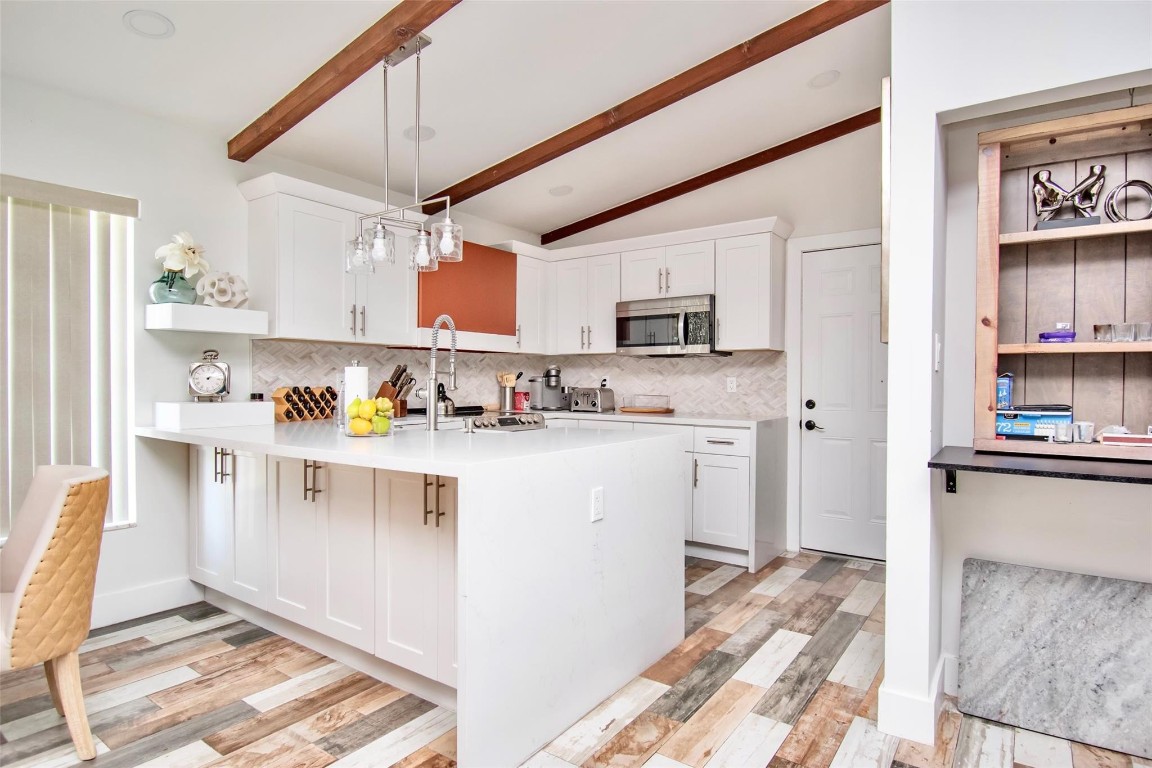 6557 Country Wood Way