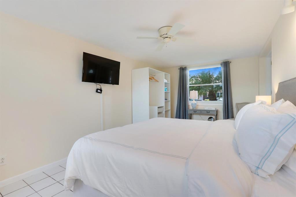 PALM BEACH SHORES - Residential Lease