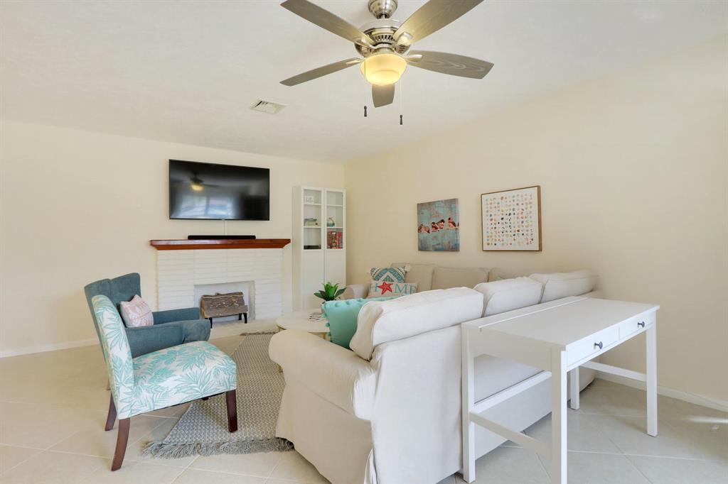 PALM BEACH SHORES - Residential Lease