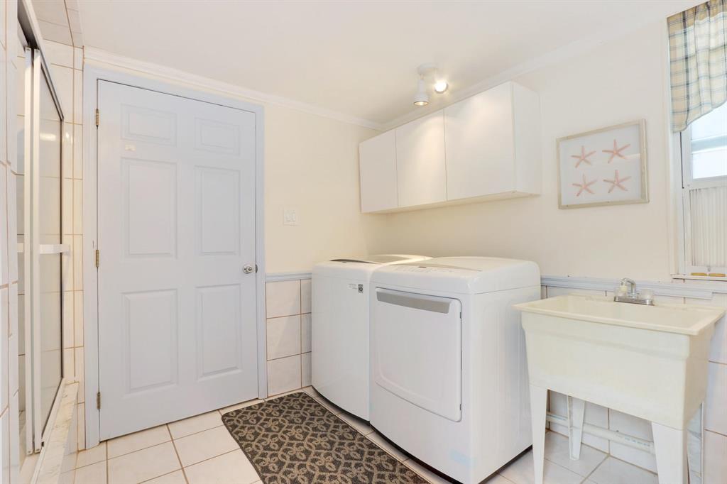 PALM BEACH SHORES - Residential Lease