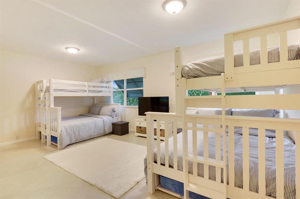 PALM BEACH SHORES - Residential Lease