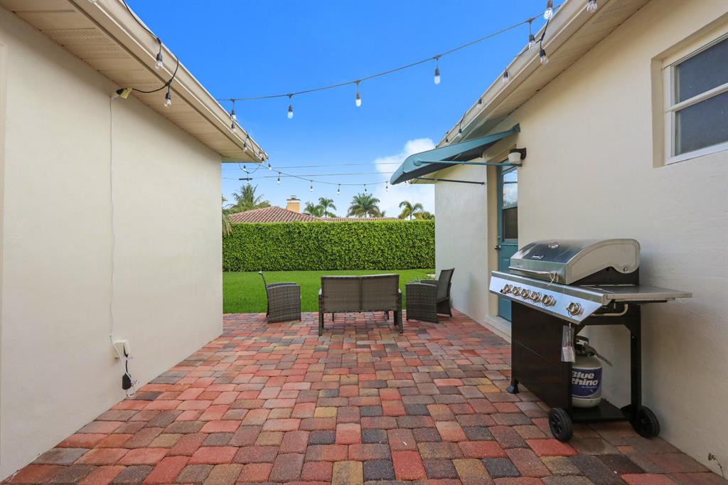 PALM BEACH SHORES - Residential Lease