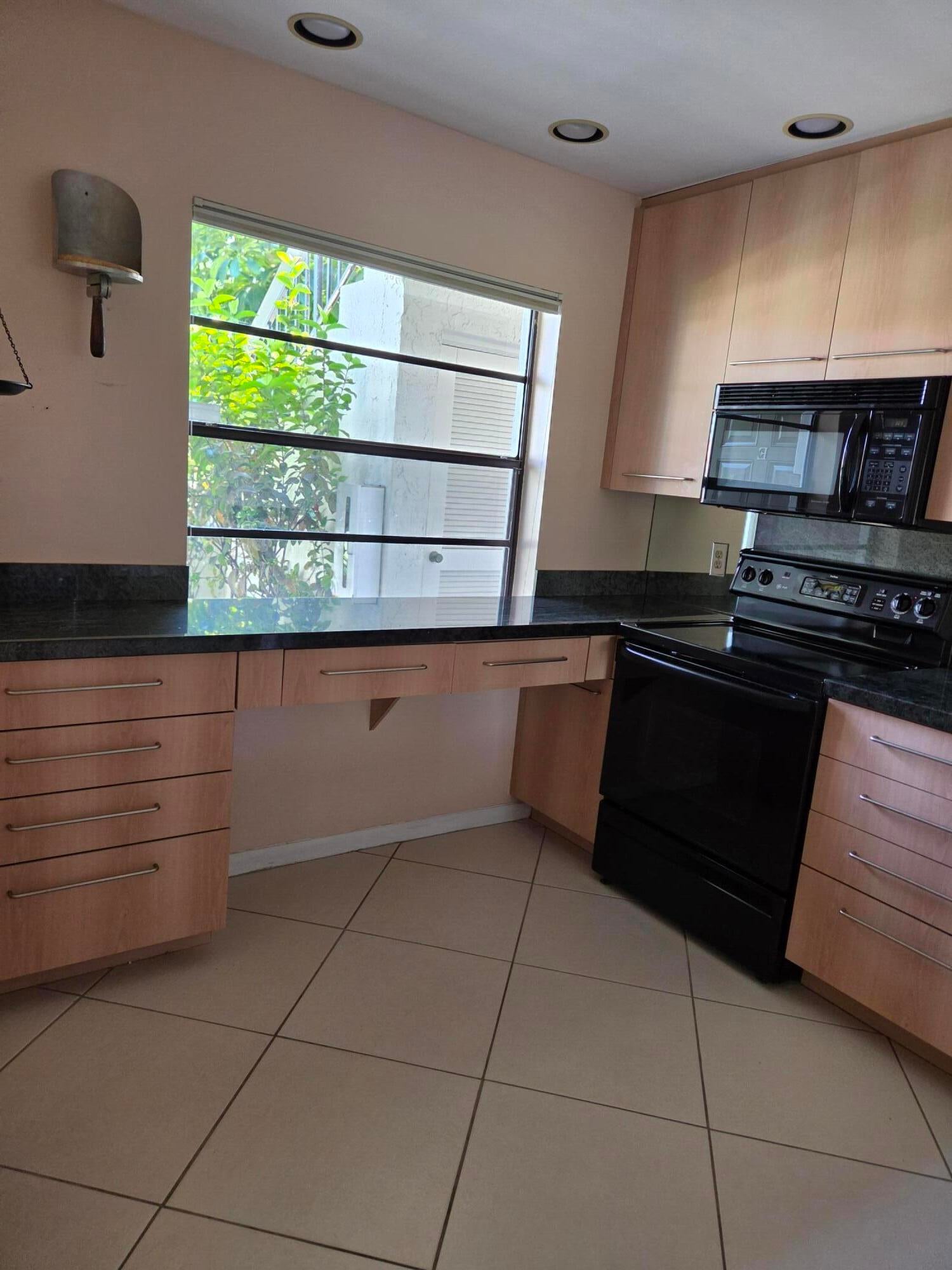 21500 Cypress Hammock Drive 38e, Boca Raton FL 33428