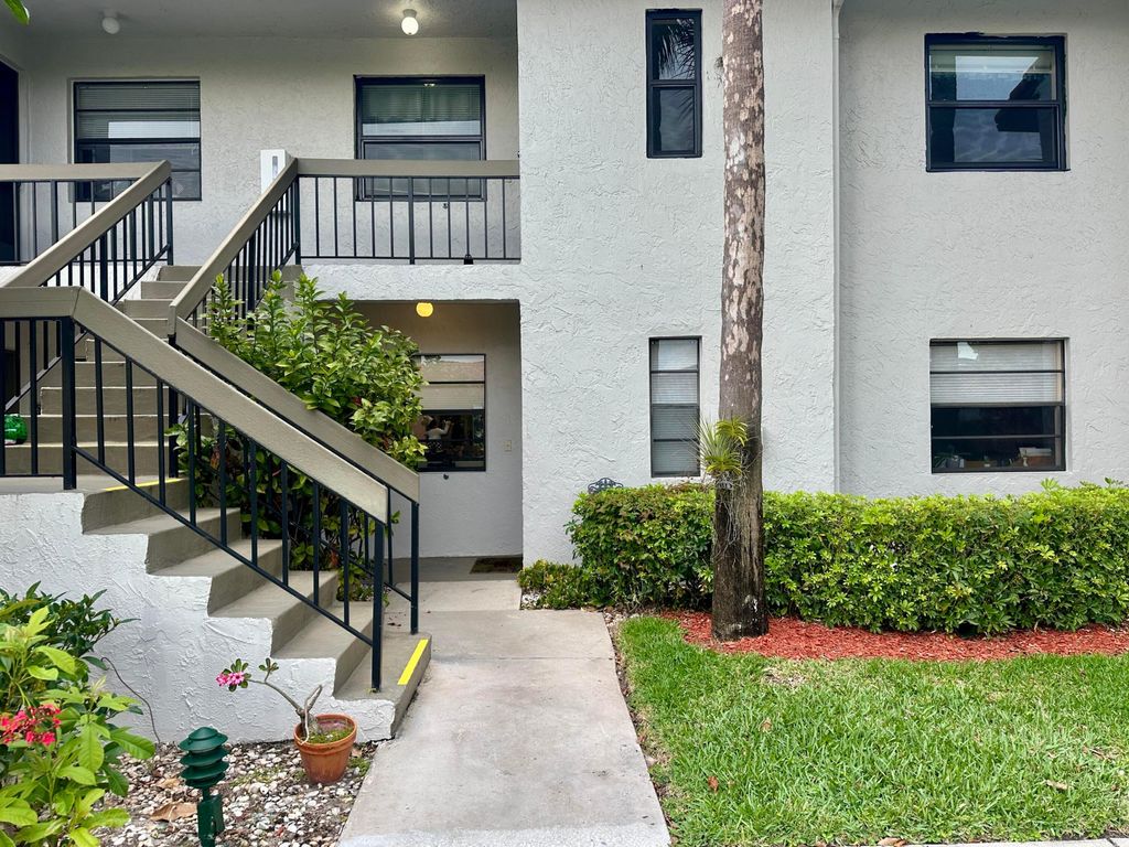 Photo of 21500 Cypress Hammock Drive #38e, Boca Raton, FL 33428 (MLS # R11167061)
