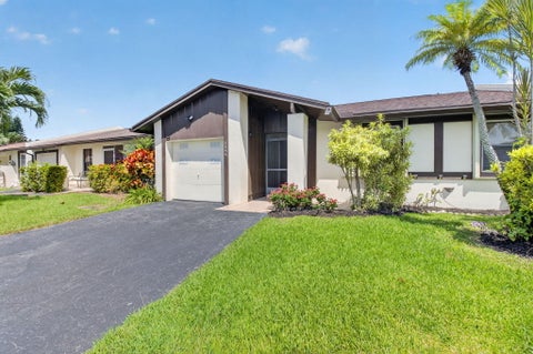 Tiny photo for 5444 Laurel Oak Street, Delray Beach, FL 33484 (MLS # B26043194)