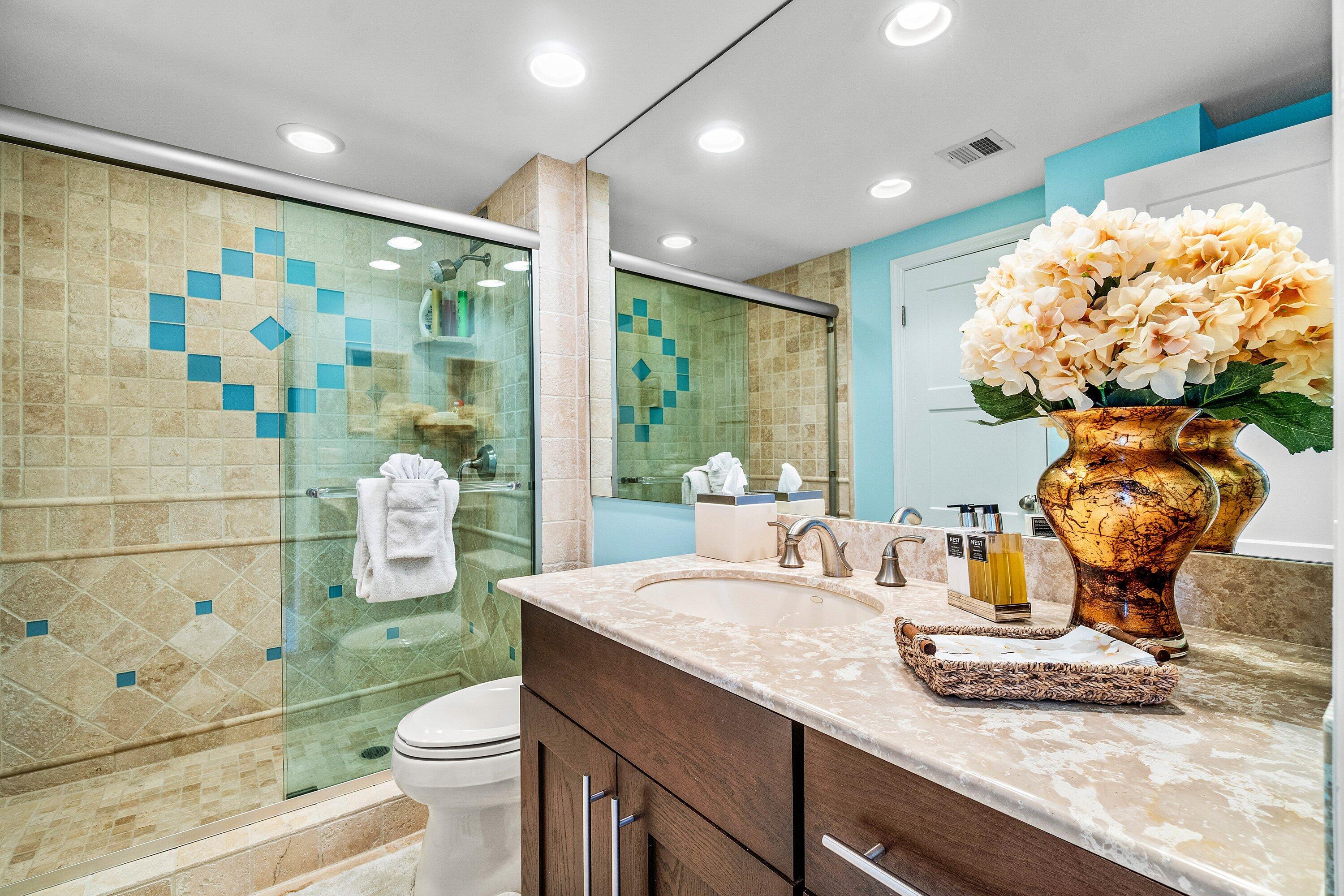SEAGATE TOWERS CONDO - Residential