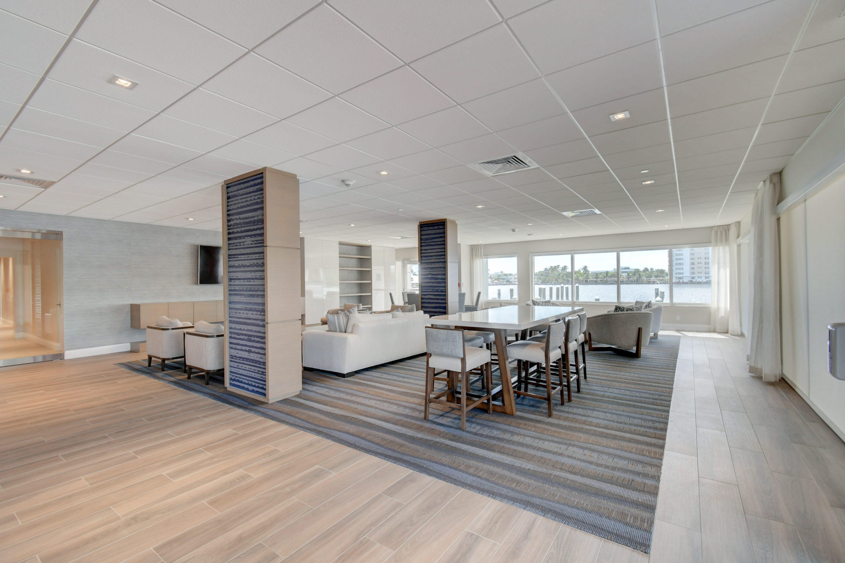 SEAGATE TOWERS CONDO - Residential